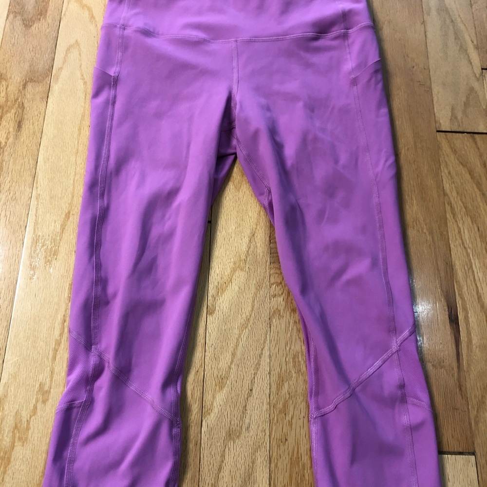 Lululemon pace rival crop 22inch